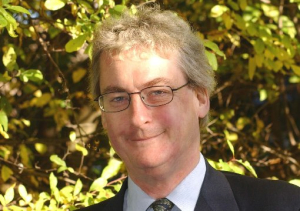 Portrait picture of Andrew Raven
