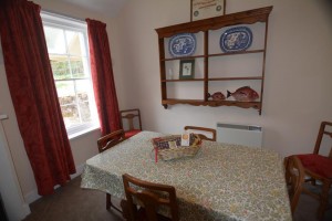 Castle Cottage 1